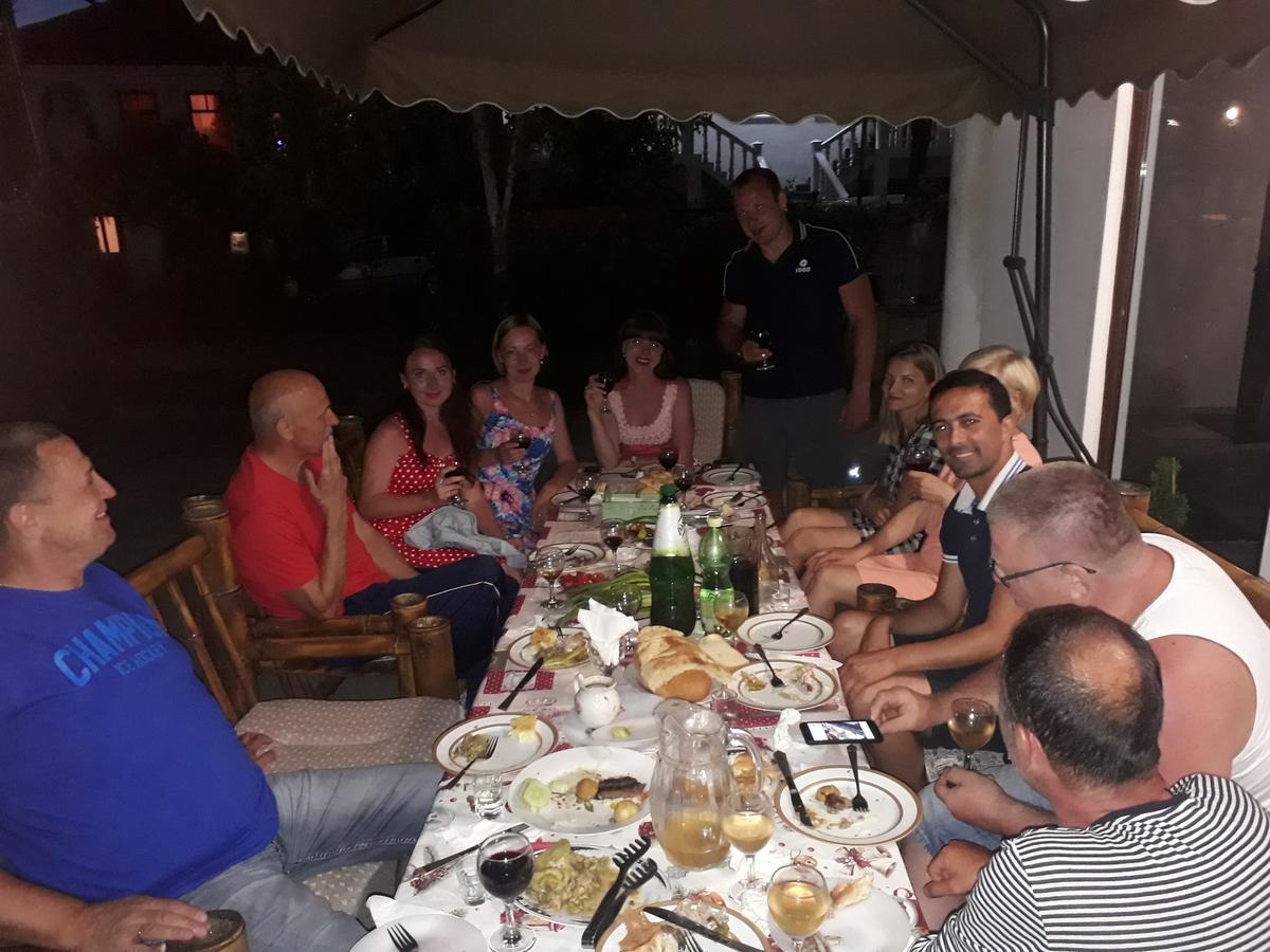 Merabi Guest House Makhinjauri Eksteriør bilde
